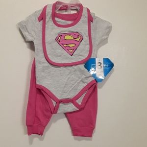 Baby Girl Superman 3 Piece Set New with Tags